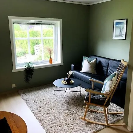 Flat In The Center Of *